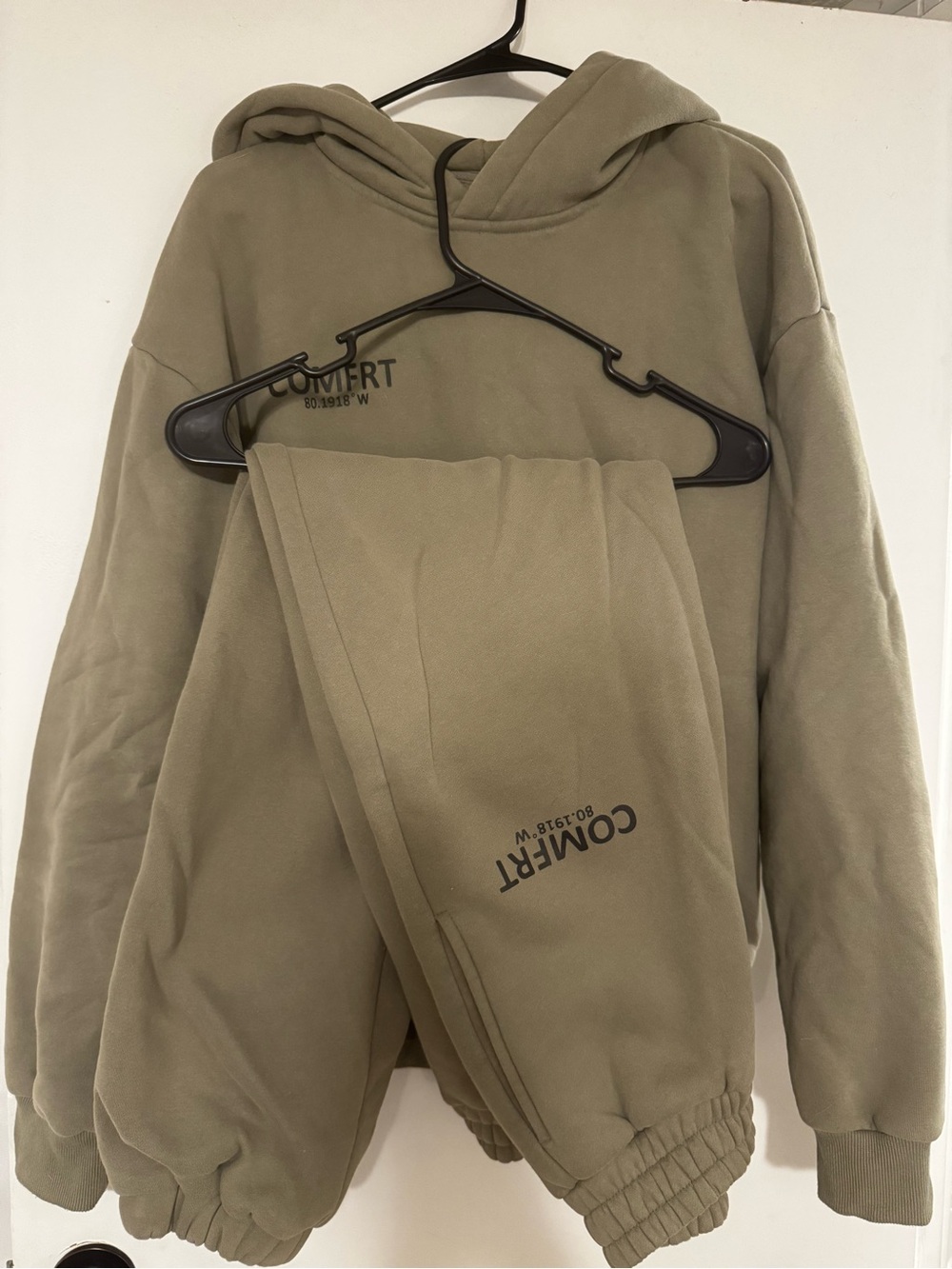 Comfrt- sweat set